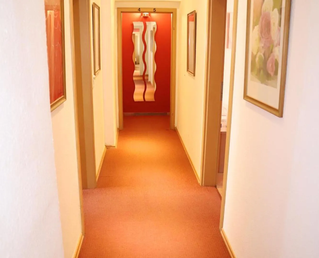 Hotel Aurelia フランクフルト ドイツ